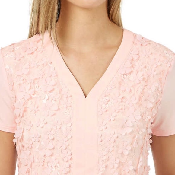 Badgley Mischka Shirt Pink 3D Flower Top - Picture 7 of 7